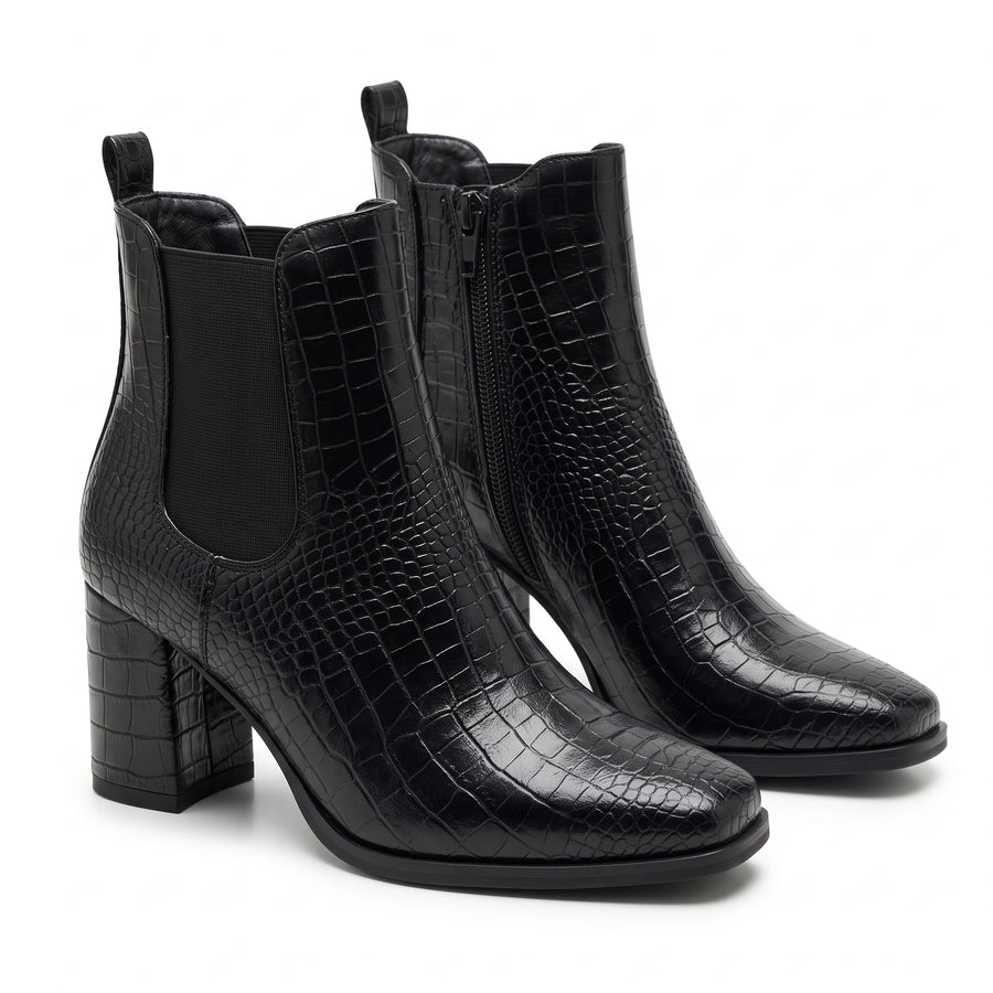 زوج هاف بوت Boot 03-2A أسود بنقشة كروكو وكعب عريض من Top Shoes، بزاوية أمامية جانبية